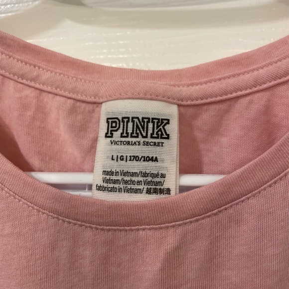 PINK Cropped workout tank! - Picture 3 of 3